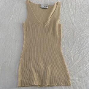 Ribbed V neck tank top